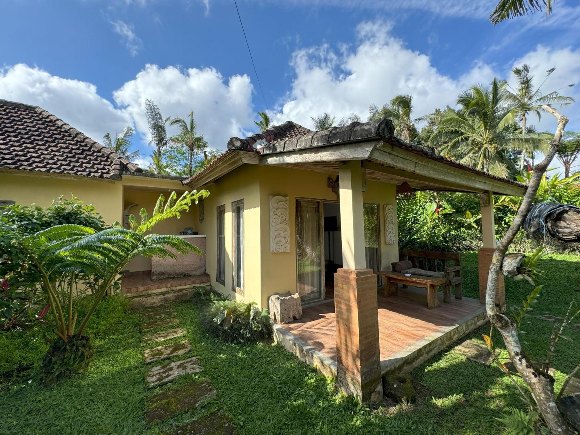 Dewa Jati Cottages パヤンガン エクステリア 写真